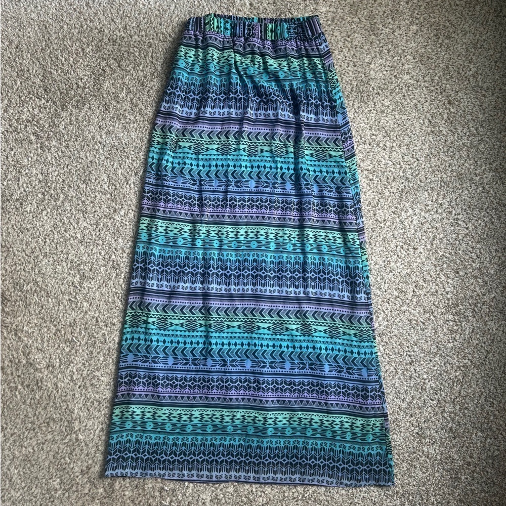 🦋 Forever 21 Tribal Print Maxi Skirt - Blue and Green Y2K Casual Summer Medium